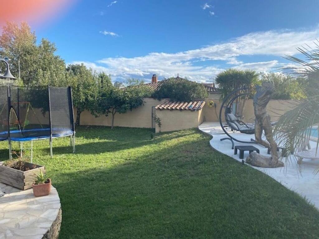 Villa Spa Piscine : Entre Mer Et Montagne Foissac  外观 照片